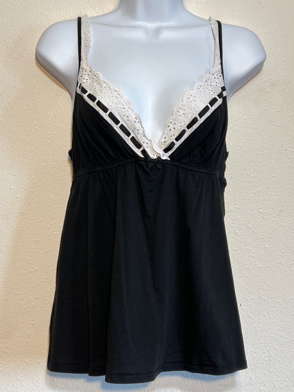 Victoria's Secret Black Babydoll Camisole with Lace Trim Size Medium